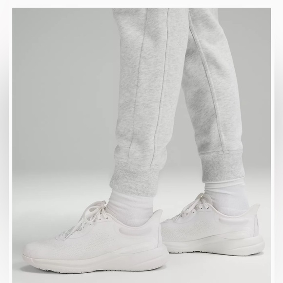 Lululemon sweat pants - Picture 5 of 6